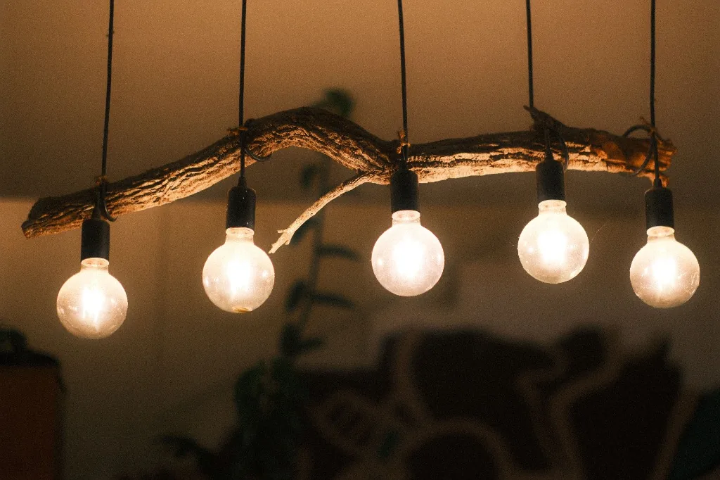 Architectural branch pendant lighting
